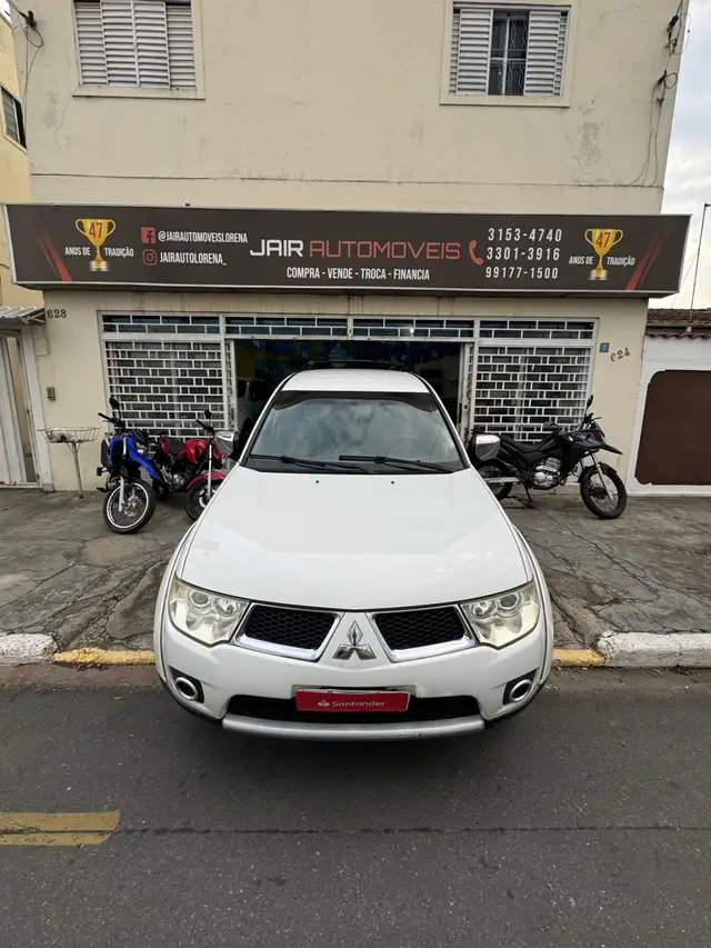 Carro Mitsubishi L200 Triton Sport 2013 3.2 DI-D 4x4 (Aut)