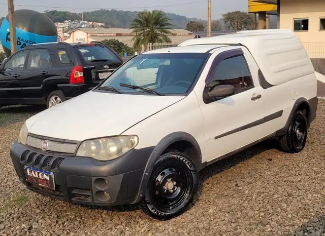 Carro Fiat Strada 2009 Fire 1.4 (Flex)