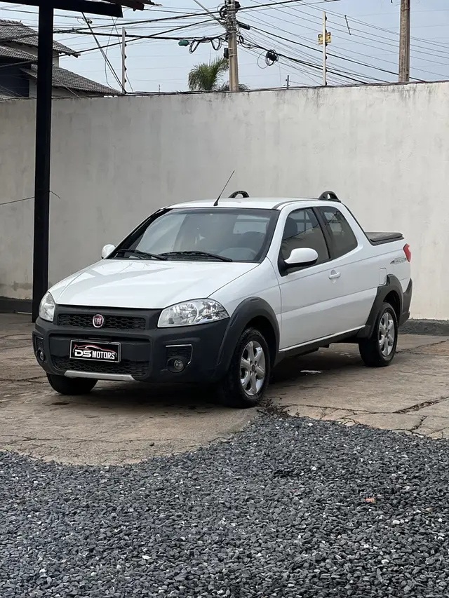 Carro Fiat Strada 2019 Freedom 1.4 CD (Flex)