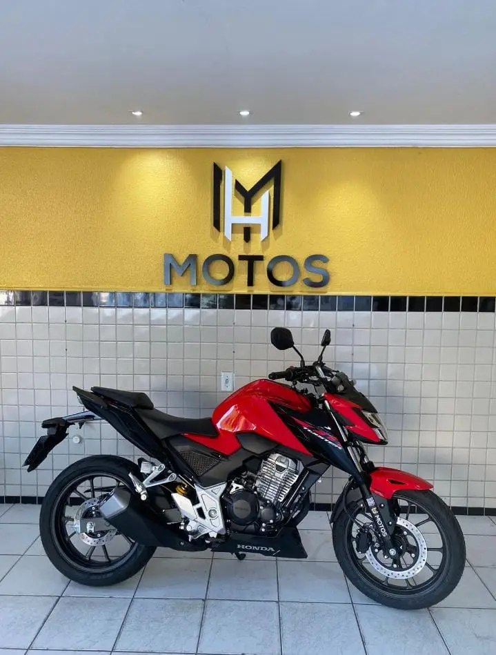 Honda CB 300F Twister Standard