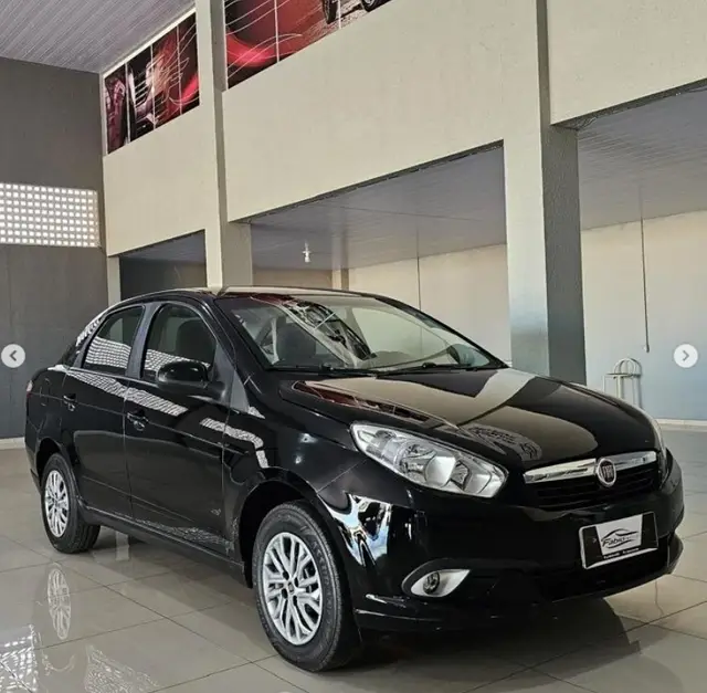Carro Fiat Grand Siena 2014 Evo Attractive 1.4 8V (Flex)