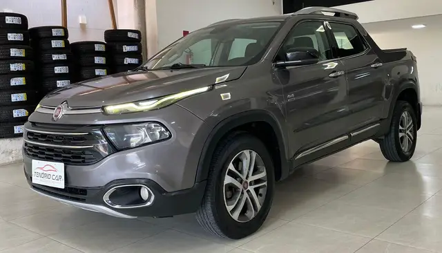 Carro Fiat Toro 2018 Volcano 2.0 diesel AT9 4x4