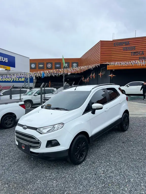 Carro Ford EcoSport 2017 Ecosport SE 1.6 16V PowerShift (Flex)