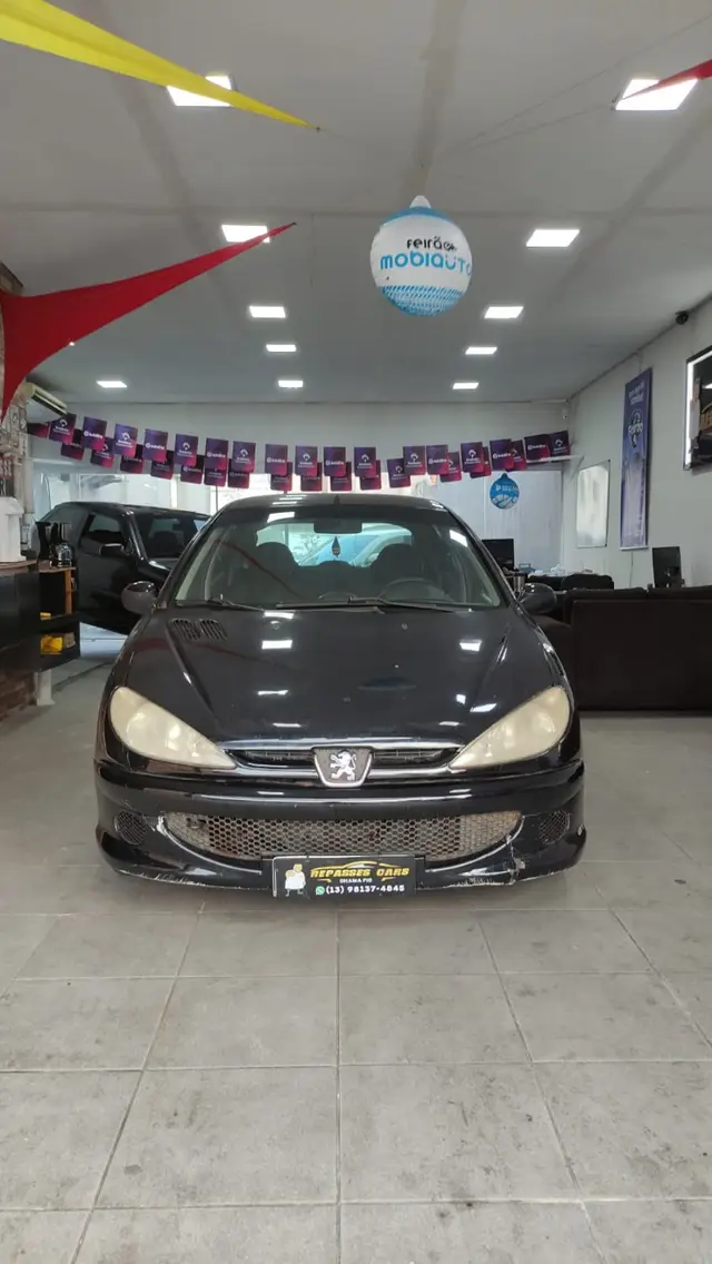 Carro Peugeot 206 2008 Hatch. Presence 1.4 8V (flex) 2p