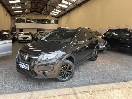 Carro Renault Sandero Stepway 2016 Rip Curl 1.6 8V Easy-R (Flex)