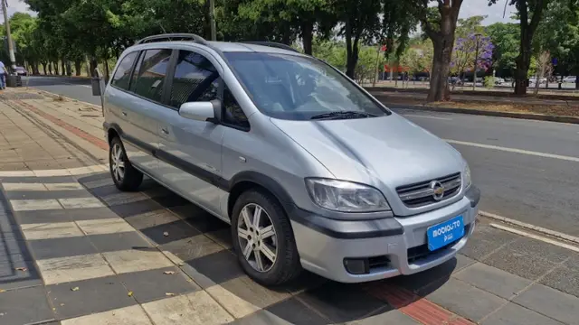 Carro Chevrolet Zafira 2012 Elegance 2.0 (Flex) (Aut)