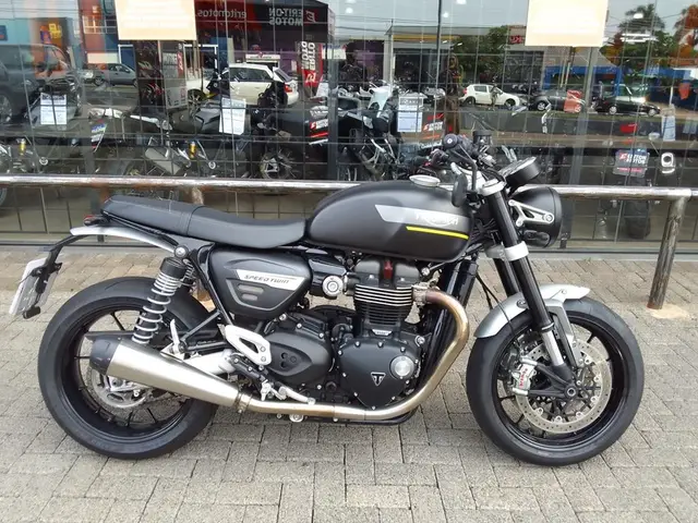 Carro Triumph Speed Twin 1200 2022 Speed Twin 1200cc