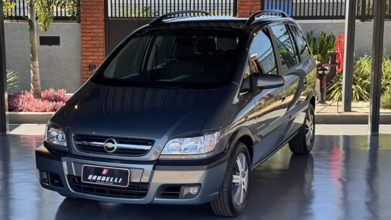 Chevrolet Zafira 0km é vendida a preço de VW Nivus Comfortline