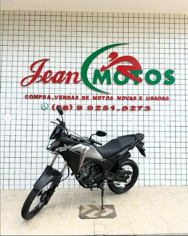 Carro Honda XRE Sahara 300 2024 Rally