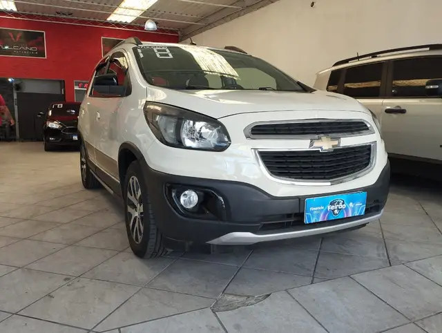 Carro Chevrolet Spin 2018 Activ 1.8 (Flex) (Aut)