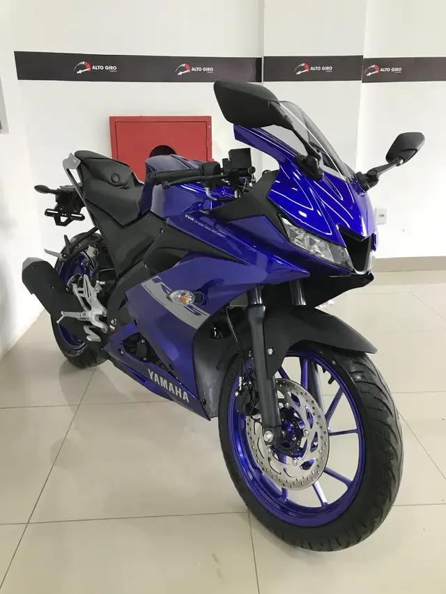 Moto Yamaha YZF R15 2024 ABS