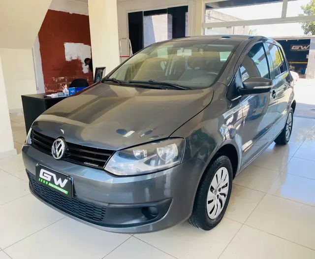Carro Volkswagen Fox 2013 1.6 VHT BlueMotion (Flex) 4p
