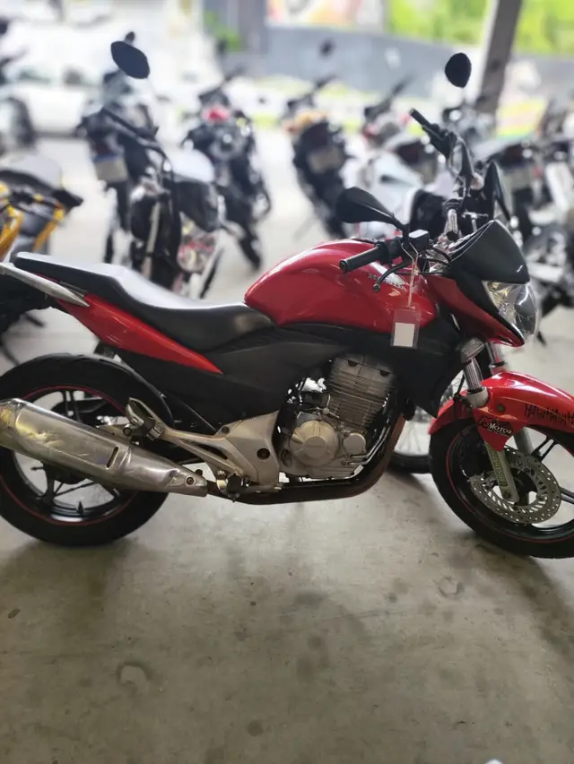 Moto Honda CB 300R 2010 Standard