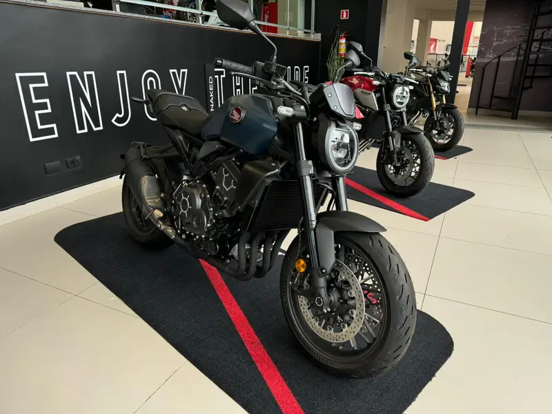 Honda CB 1000R Black Edition