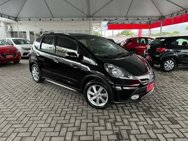 Carro Honda Fit 2014 Twist 1.5 16v (Flex)