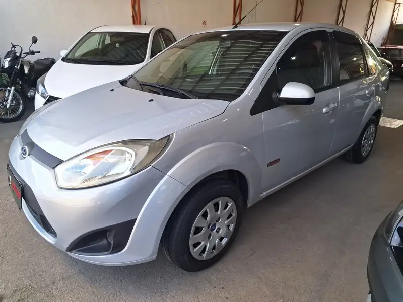Ford Fiesta Sedan 1.6 (Flex)