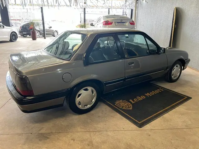 Carro Chevrolet Monza 1991 Sedan GLS 2.0 MPFi