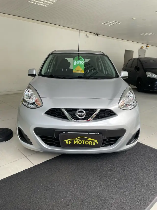 Carro Nissan March 2016 1.0 12V S (Flex)