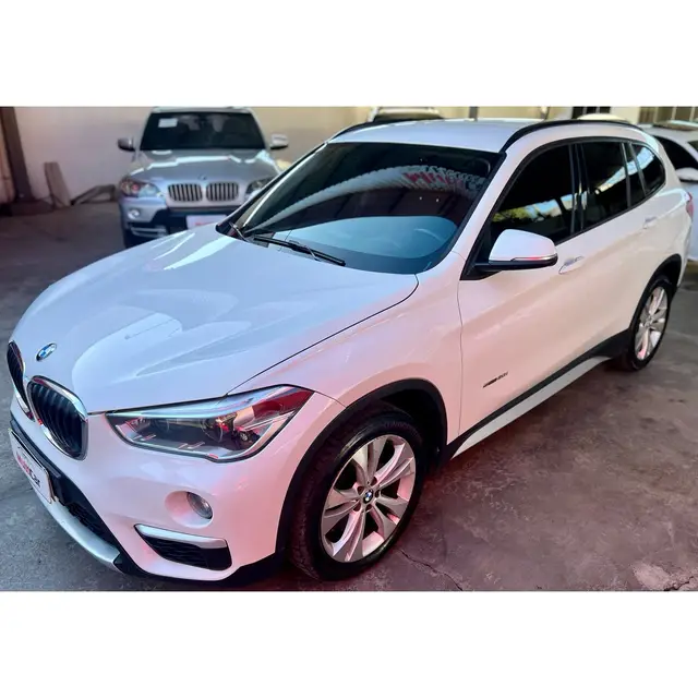 Carro BMW X1 2016 2.0 sDrive20i GP ActiveFlex