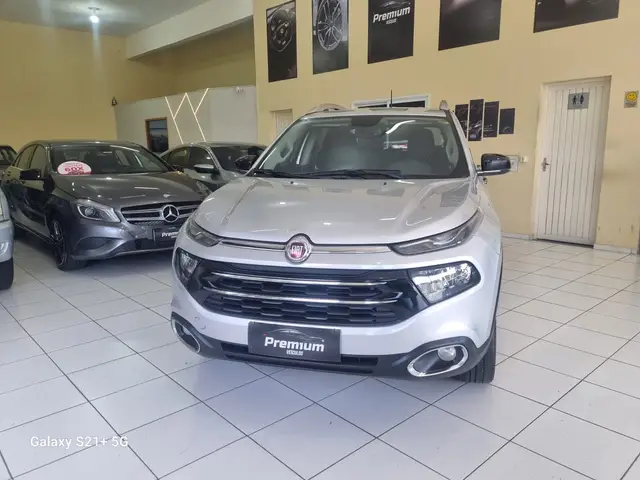 Carro Fiat Toro 2019 Volcano 2.0 diesel AT9 4x4