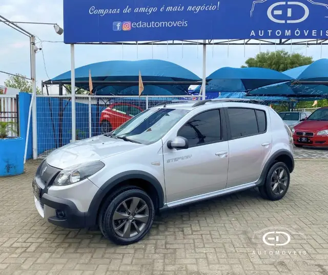 Carro Renault Sandero Stepway 2012 1.6 16V (Flex)