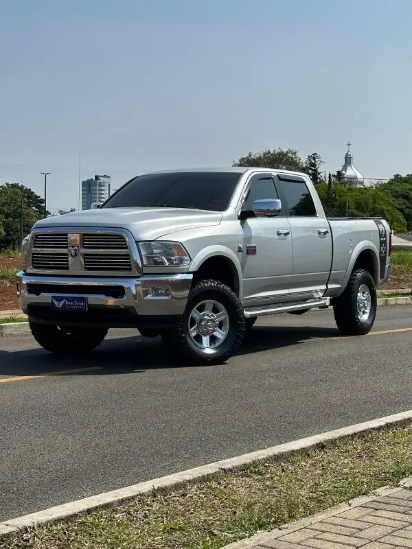 Carro RAM 2500 2012 Ram 2500 CD 6.7 4X4 Laramie