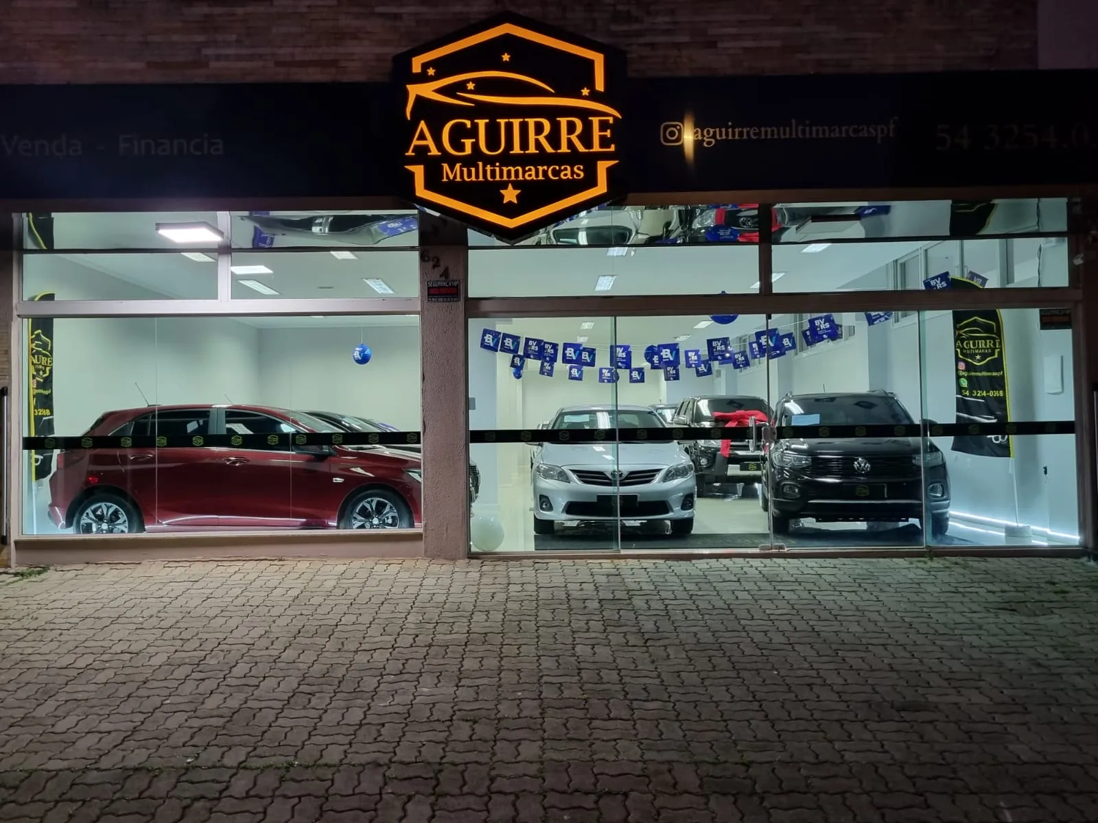 Fachada da loja AGUIRRE VEICULOS MULTIMARCAS LTDA - Passo Fundo - RS