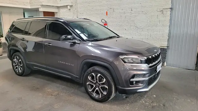 Carro Jeep Commander 2022 Limited T270 (Aut)
