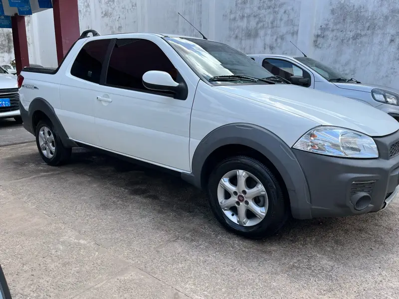 Fiat Strada Freedom 1.4 CD (Flex)