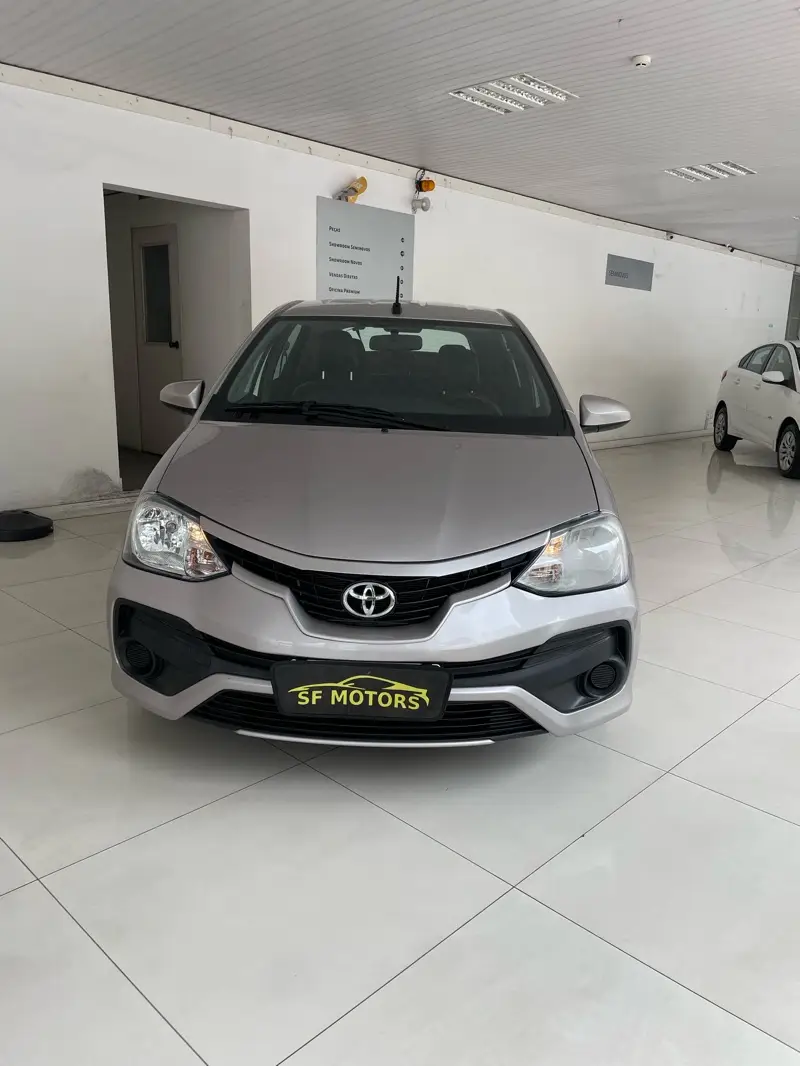 Toyota Etios X 1.3 (Flex)