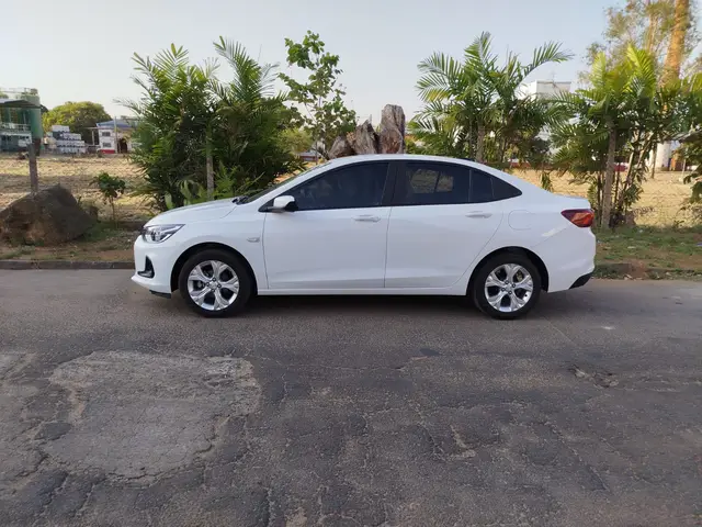 Carro Chevrolet Onix Plus 2023 LTZ 1.0 Turbo