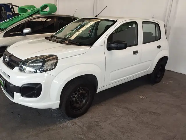 Carro Fiat Uno 2021 Attractive 1.0
