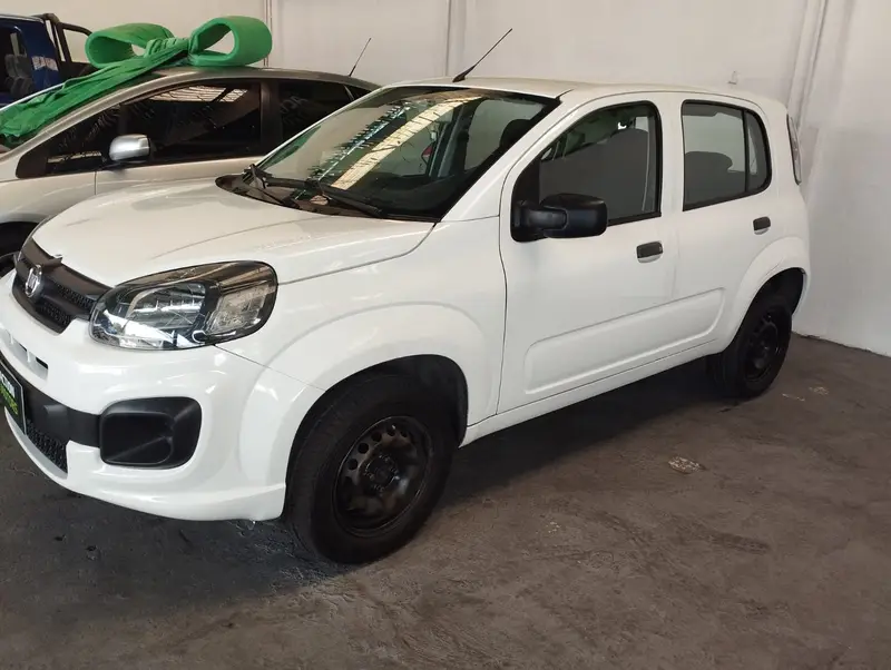 Fiat Uno Attractive 1.0