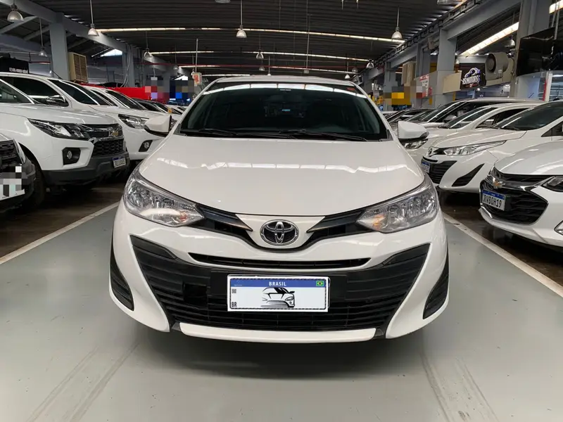 Toyota Yaris Sedan 1.5 XL Live (Flex)