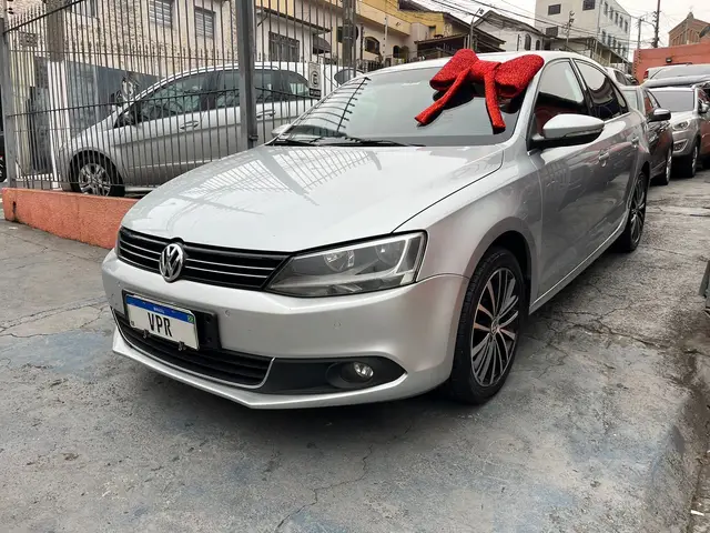 Carro Volkswagen Jetta 2012 2.0 Comfortline Tiptronic (Flex)