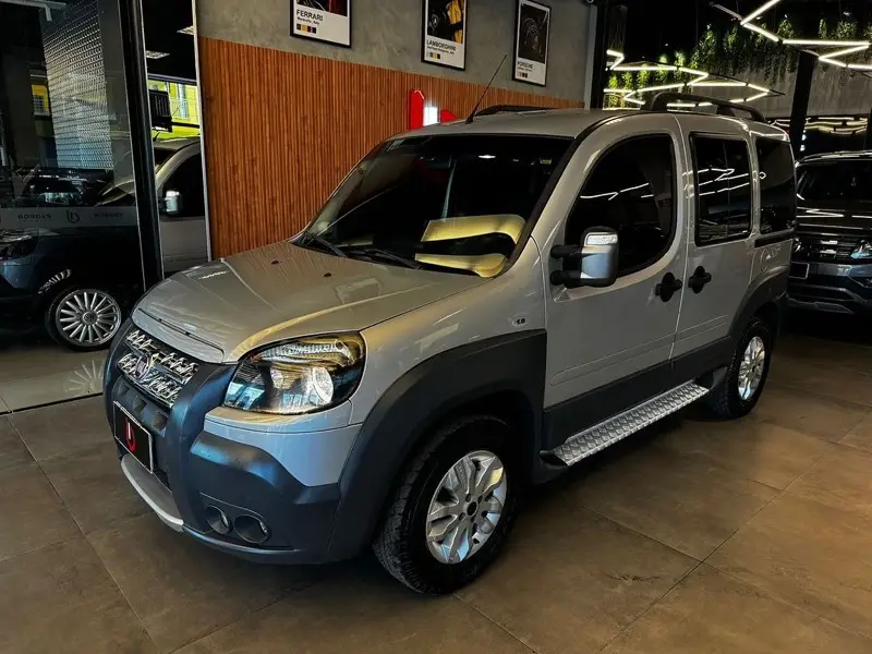 Fiat Doblò Adventure 1.8 16V (Flex)
