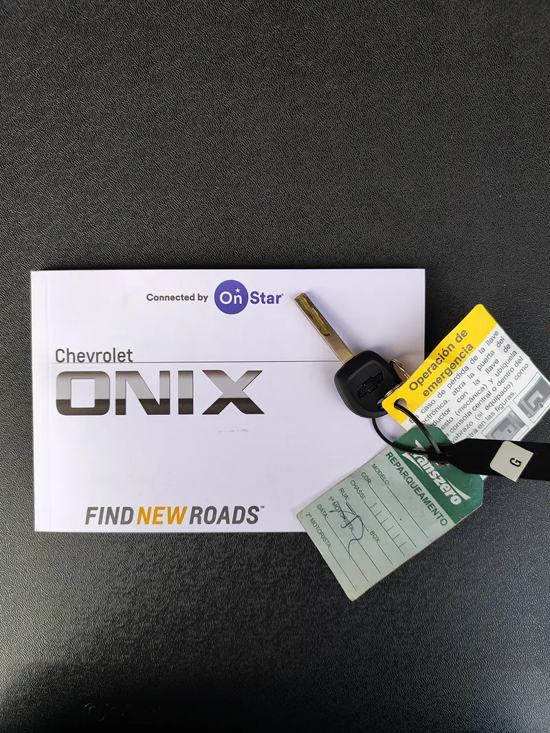 Chevrolet Onix Plus LT 1.0