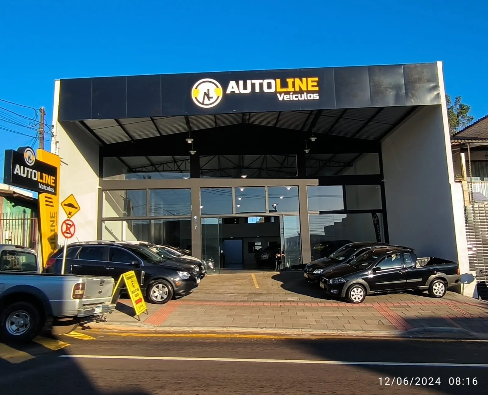 Fachada da loja AUTO LINE VEICULOS - Cascavel - PR