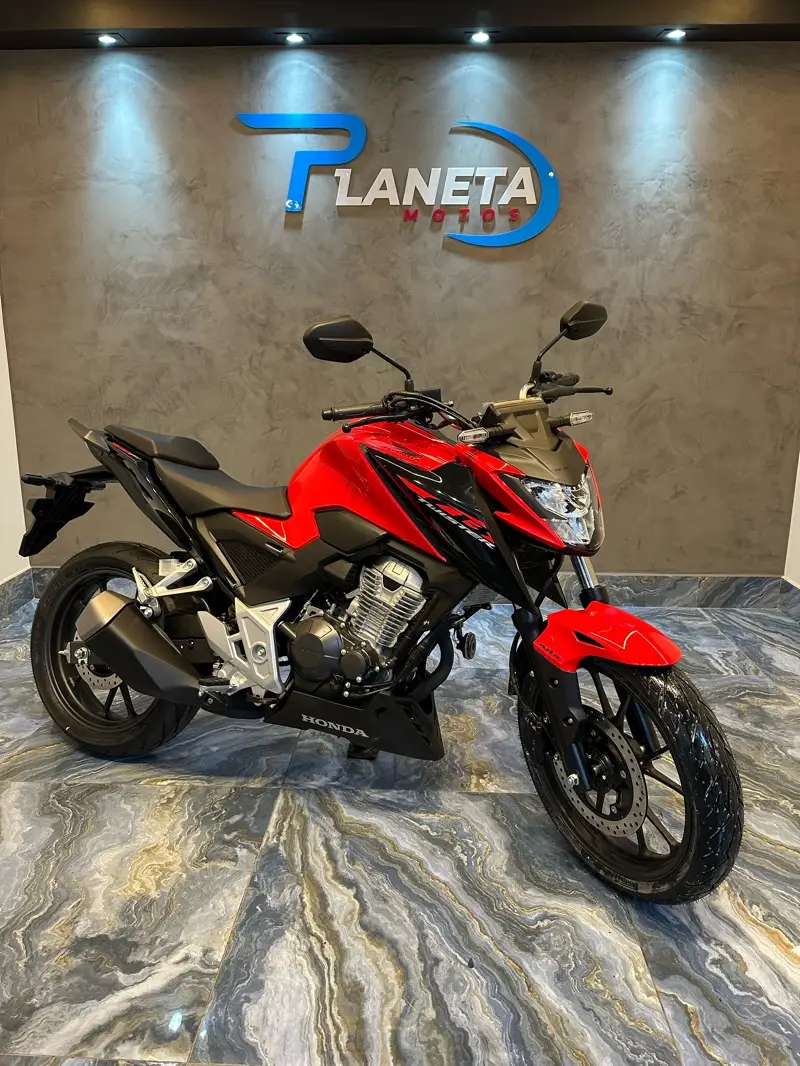 Honda CB 300F Twister (CBS)