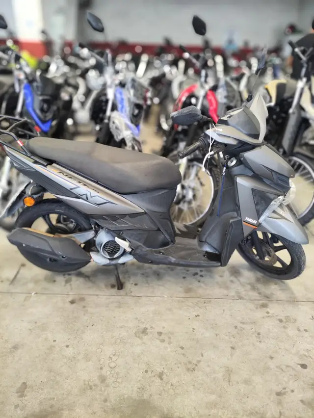 Carro Yamaha Neo 125 2020 125