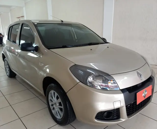 Carro Renault Sandero 2014 Authentique 1.0 16V (flex)