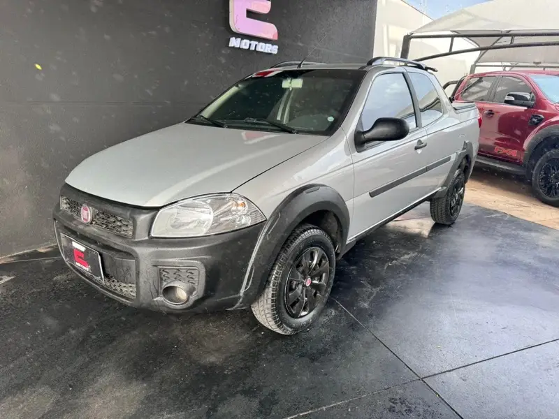 Fiat Strada Working 1.4 (Flex) (Cabine Dupla)