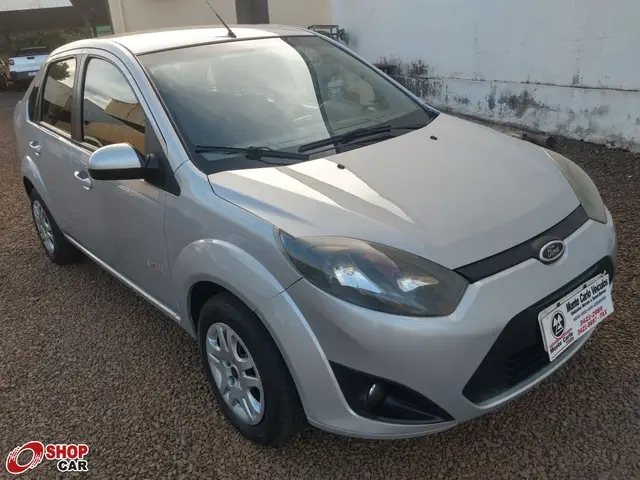Carro Ford Fiesta Hatch 2012 1.0 (Flex)