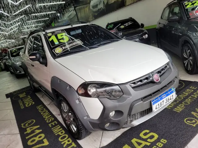 Carro Fiat Strada 2015 Adventure 1.8 16V (Flex) (Cabine Dupla)
