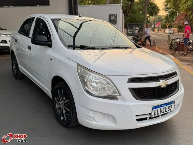Carro Chevrolet Cobalt 2012 LS 1.4 8V (Flex)
