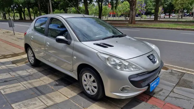 Carro Peugeot 207 2011 Hatch XR Sport 1.4 8V (flex)