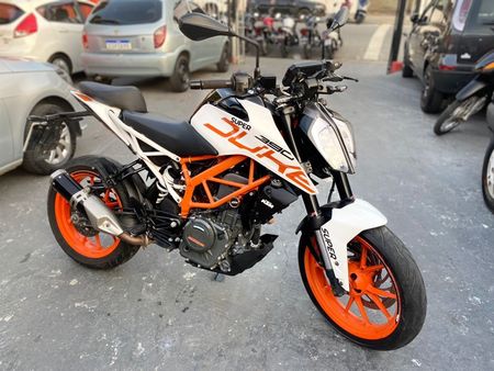 Duke 390 390