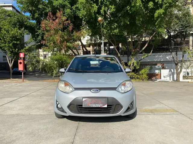 Carro Ford Fiesta Hatch 2014 S Plus 1.0 RoCam (Flex)