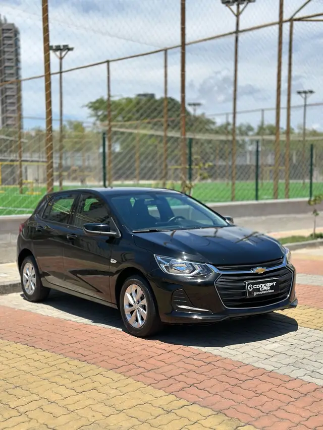 Carro Chevrolet Onix 2023 LT 1.0