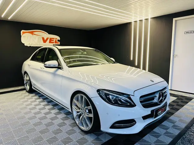 Carro Mercedes-Benz Classe C 2015 C 200 Avantgarde